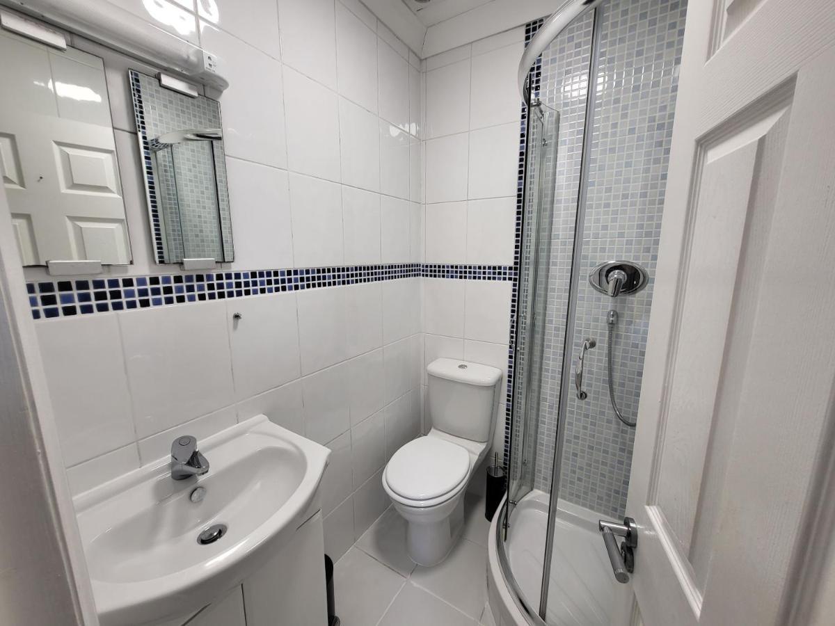 Tooting Bec Central Apartment By London Tube Exterior photo